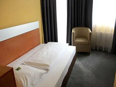 Ghotel Hotel & Living Muenchen-City 3*, Munich