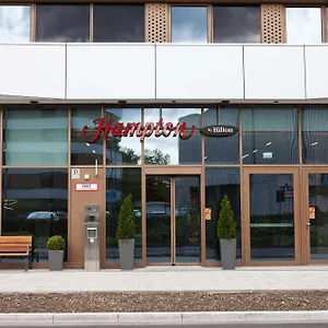 Otel Hampton By Hilton Center East