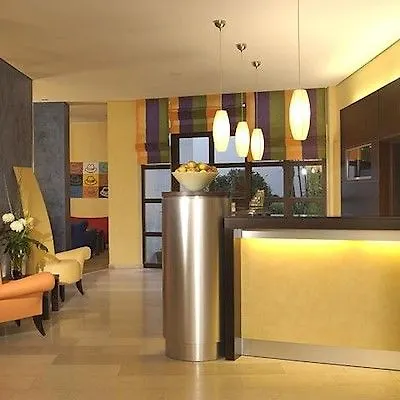 Ghotel Hotel & Living Muenchen-City 3*, Munique Alemanha