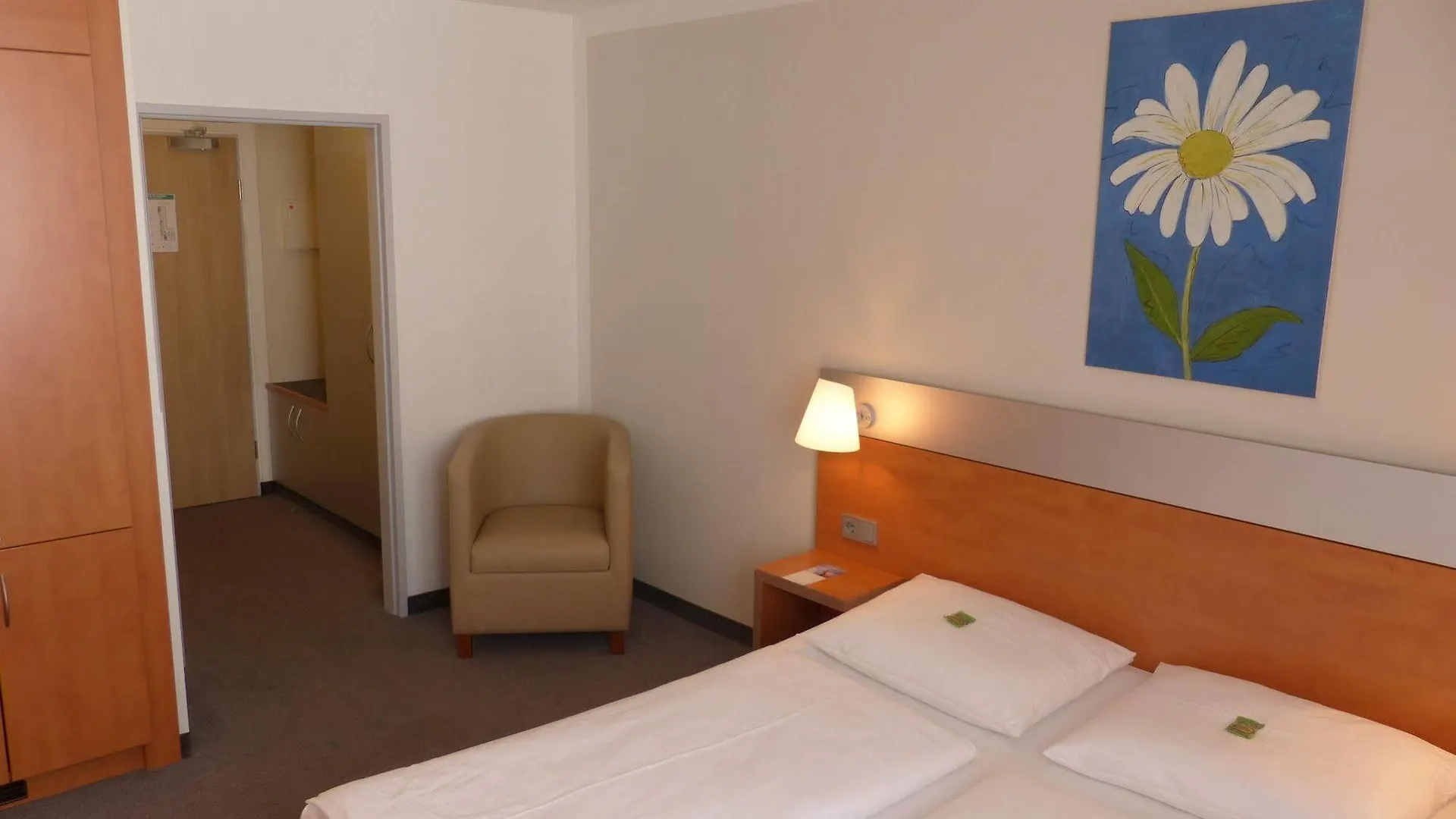 Ghotel Hotel & Living Muenchen-City 3*, Munique Alemanha